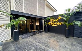 Five Clover Hotel, Ilupeju